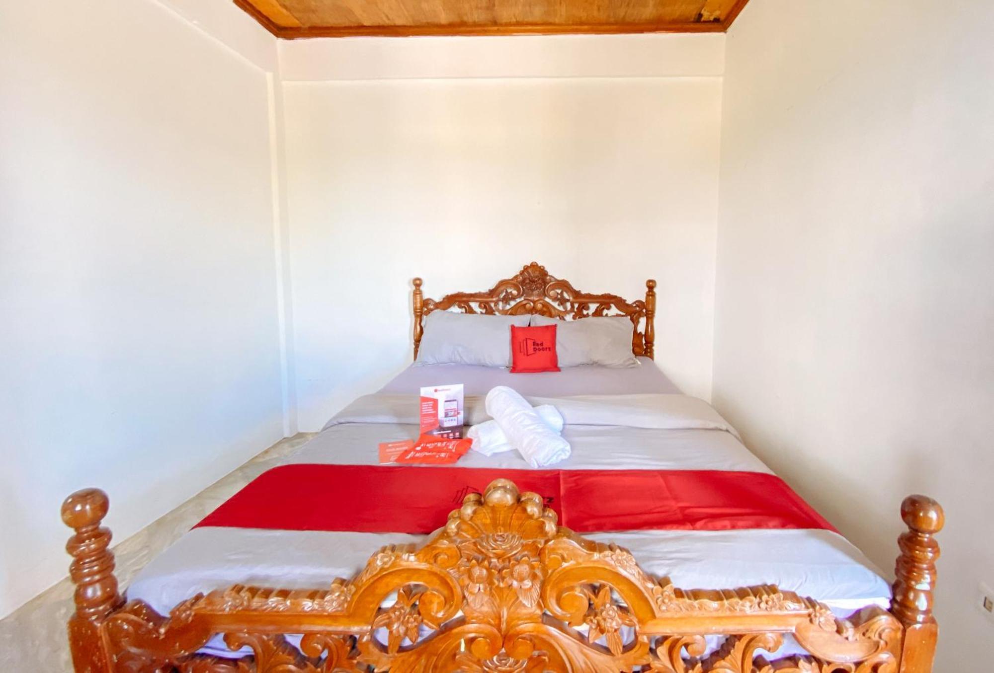 White Castle Beach Resort Iba Zambales Botolan Eksteriør bilde